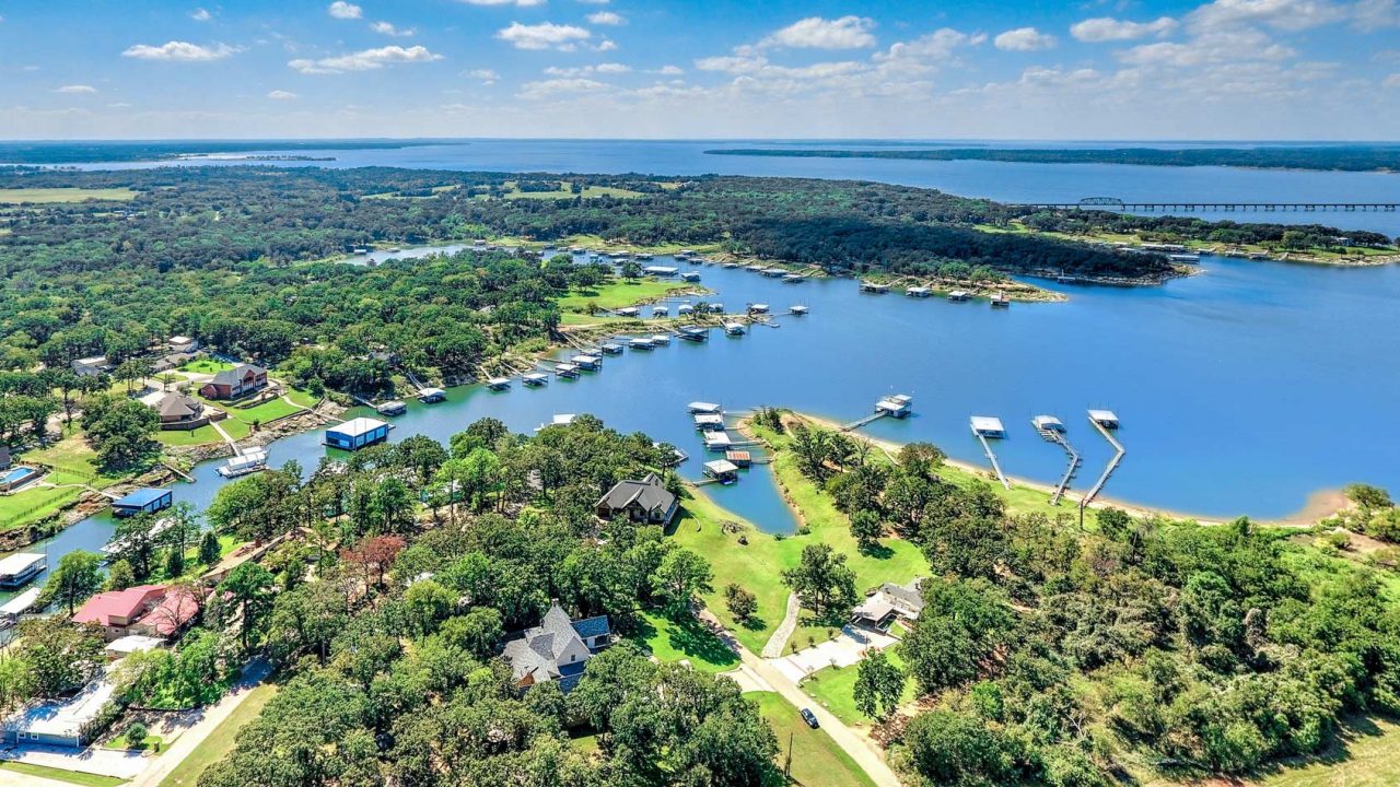 546 N Sandpoint Road, Mead, OK 73449 Your New Lake Texoma Dream Home